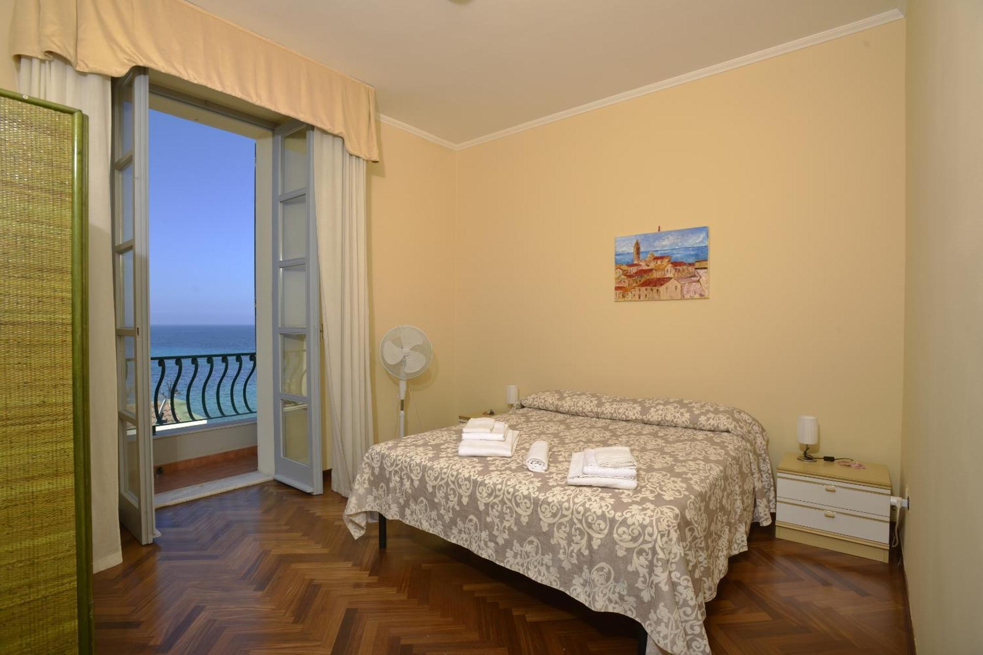 Casa Alice Apartment อาลเกโร ภายนอก รูปภาพ