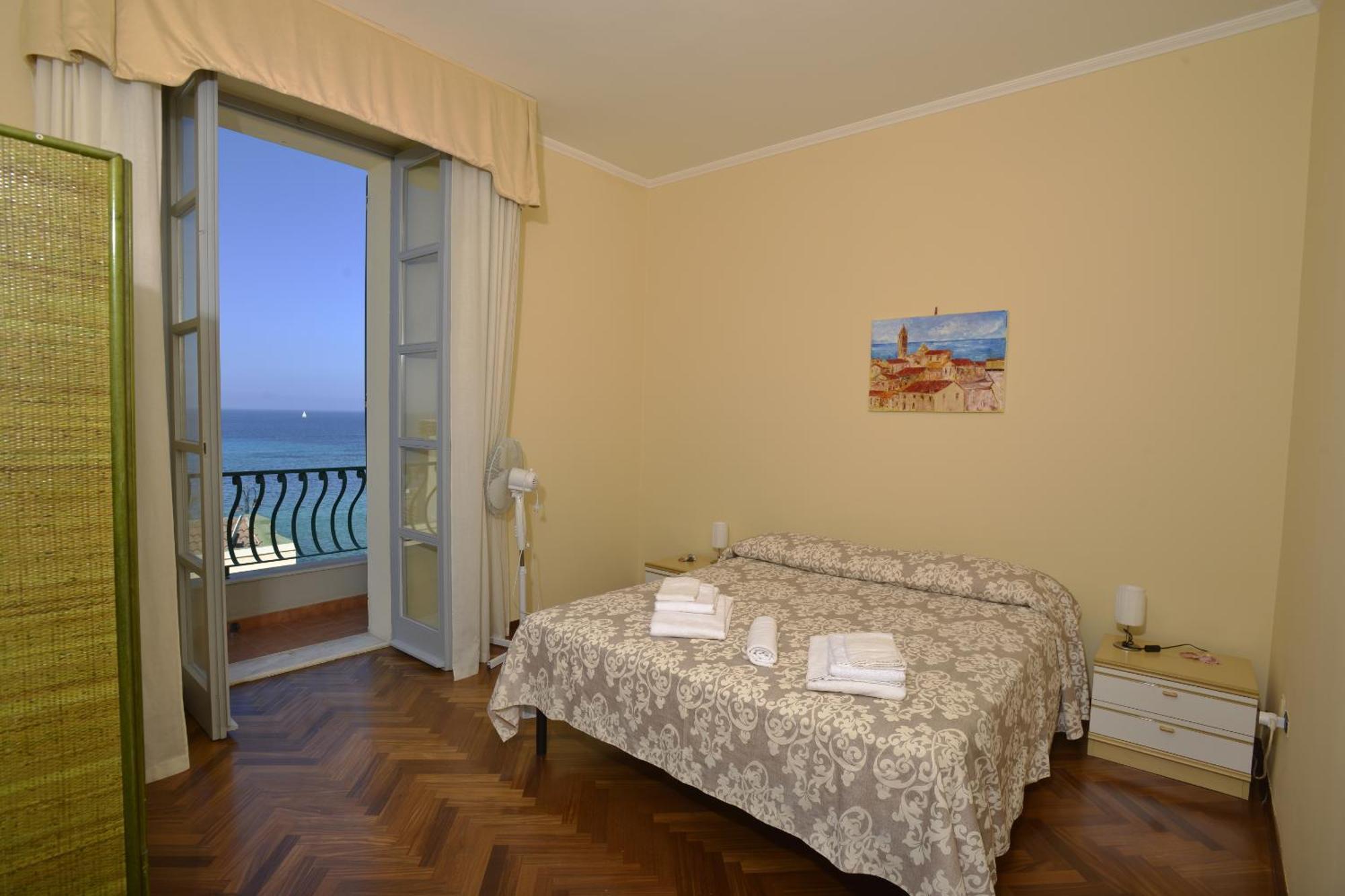 Casa Alice Apartment อาลเกโร ภายนอก รูปภาพ